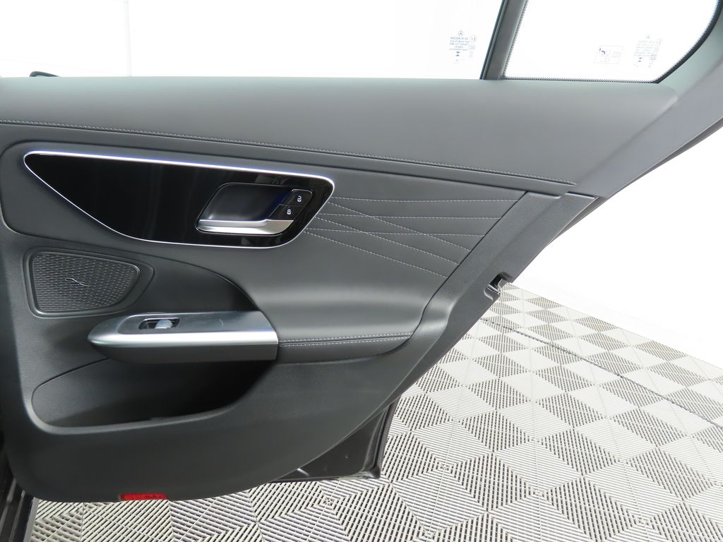 Thumbnail: 2025 Mercedes-Benz C-Class - 27