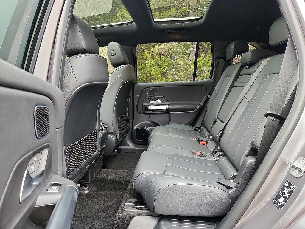 Thumbnail: 2023 Mercedes-Benz EQB - 10