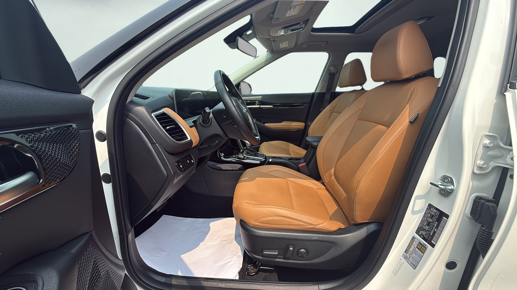 Used 2025 Kia Seltos SUV