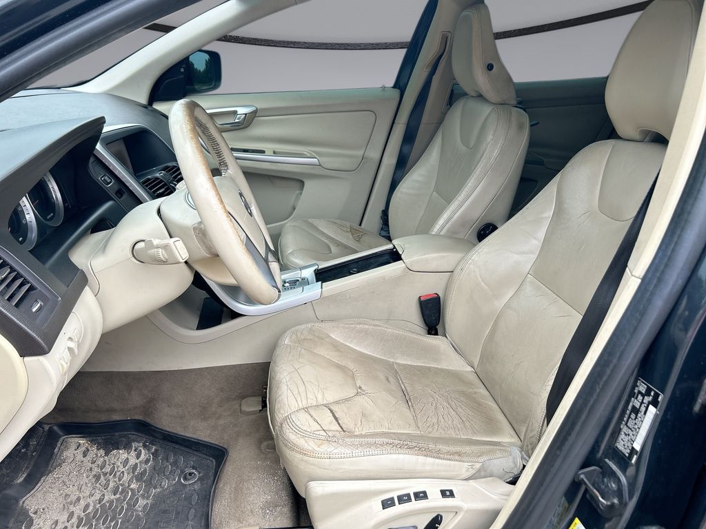 Thumbnail: 2011 Volvo XC60 - 11