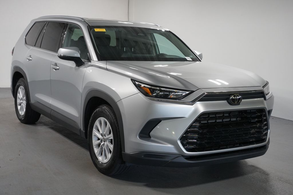 Thumbnail: 2026 Toyota Grand Highlander - 3