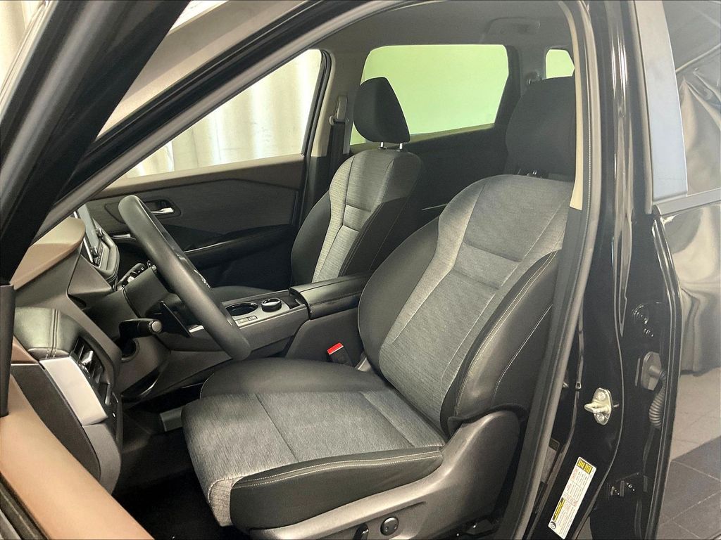 2023 Nissan Rogue — photo 10