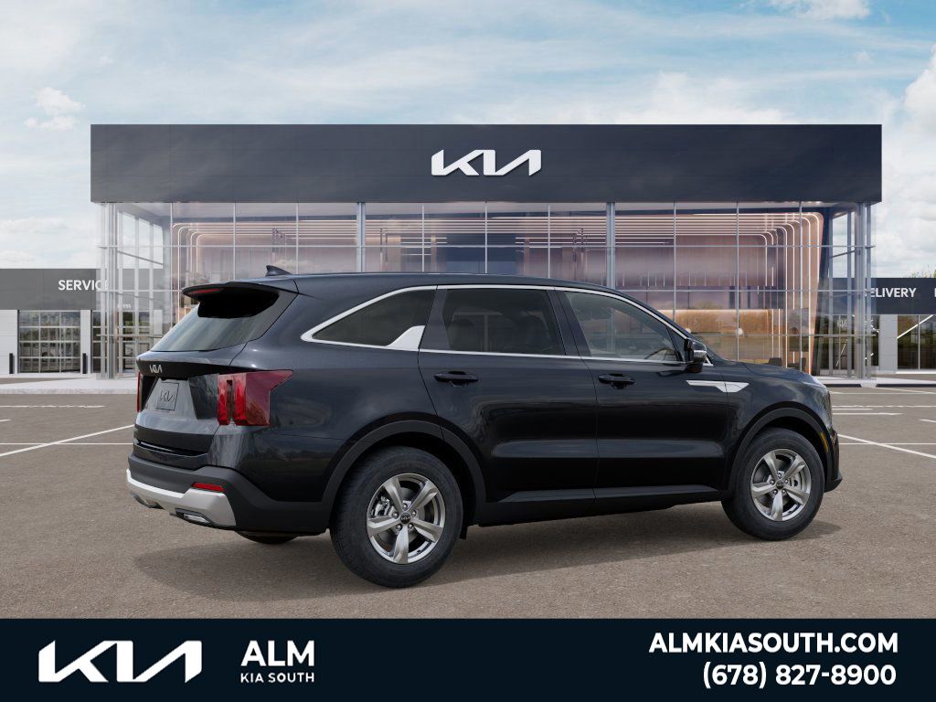 2026 Kia Sorento LX photo 4