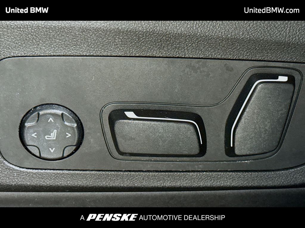 Thumbnail: 2025 BMW X4 - 4