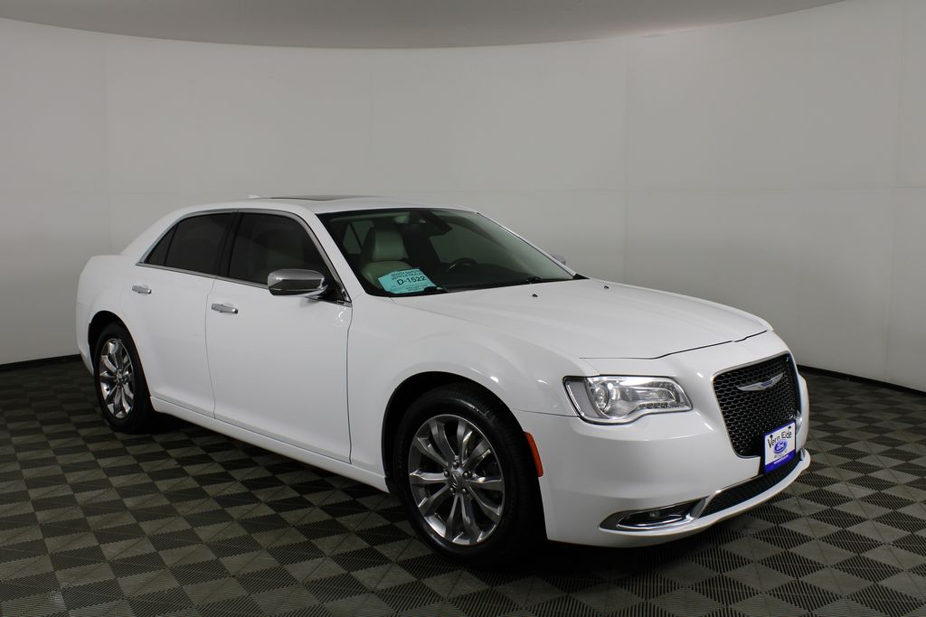 Bright White Clearcoat 2016 Chrysler 300 Sedan All-Wheel Drive 8-Speed Automatic