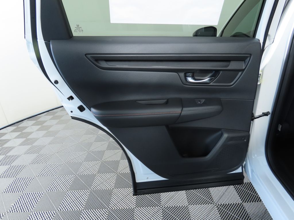 2025 Honda CR-V Sport 26