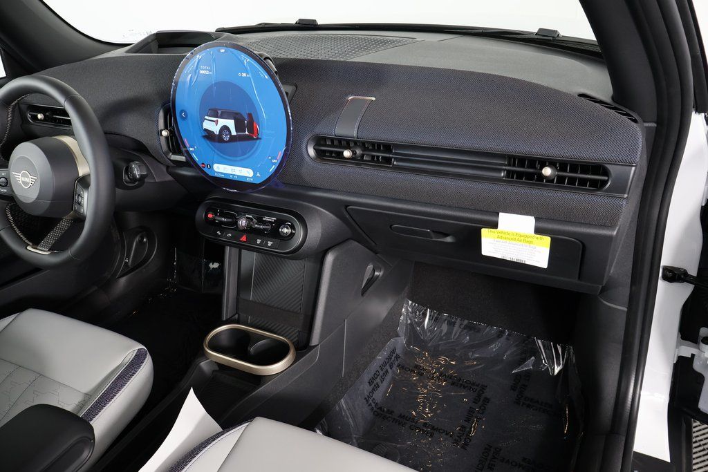 Thumbnail: 2026 MINI Cooper - 4