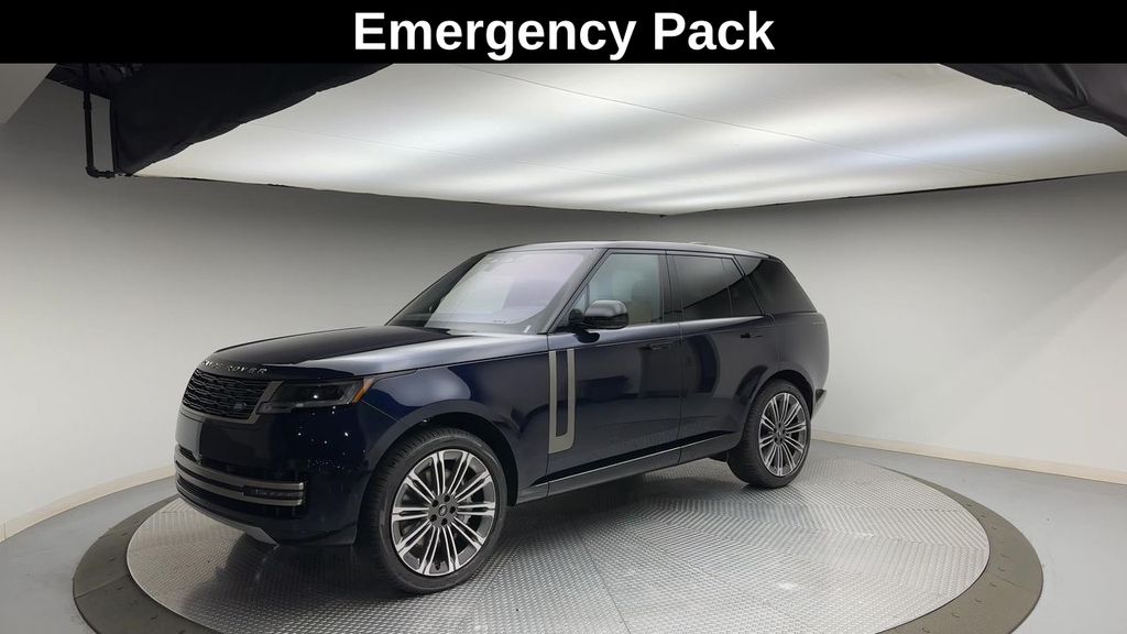 2023 Land Rover Range Rover SE 6
