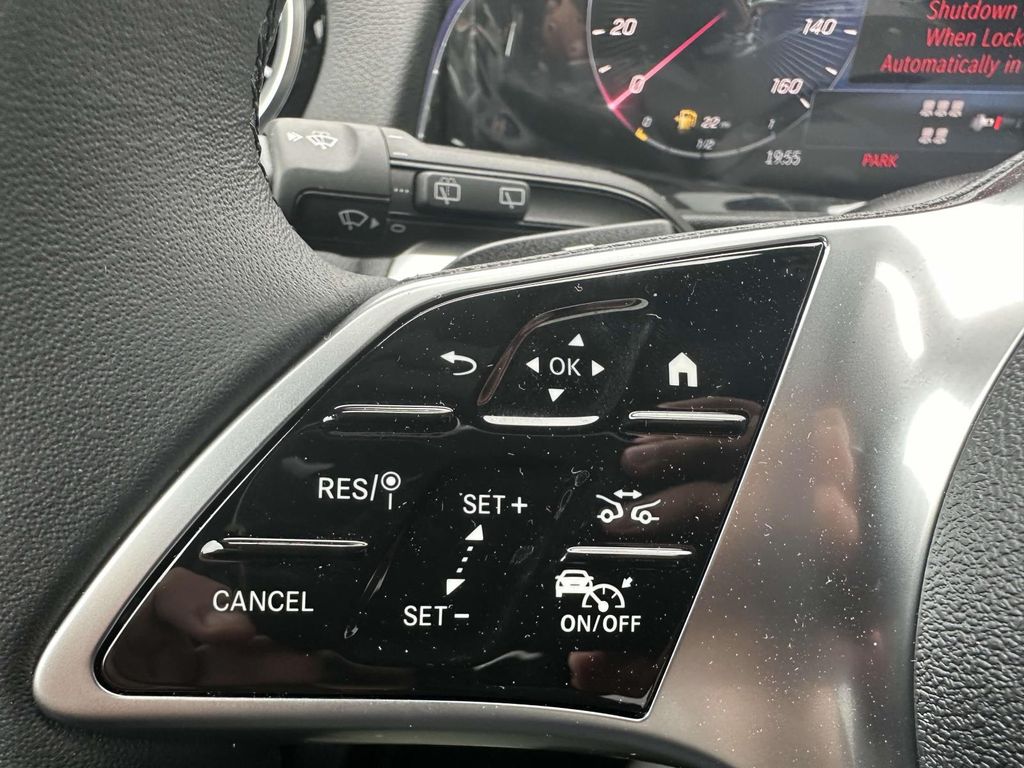 2024 Mercedes-Benz GLB 250 24