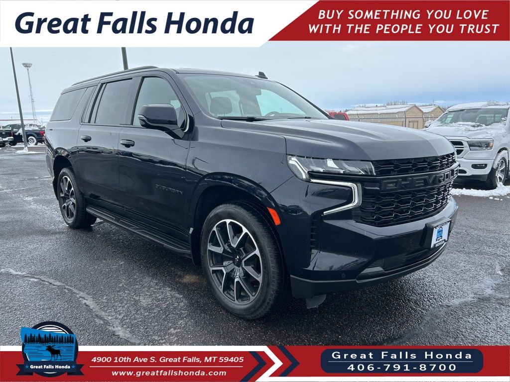 Midnight Blue Metallic 2022 Chevrolet Suburban RST 4WD SUV / Crossover Four-Wheel Drive Automatic