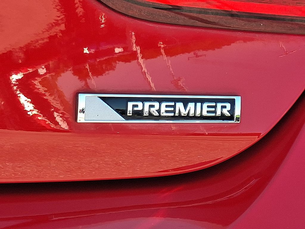 2017 Chevrolet Cruze — photo 29