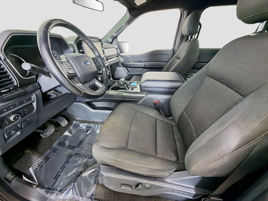 Used 2021 Gray Ford XLT image 21