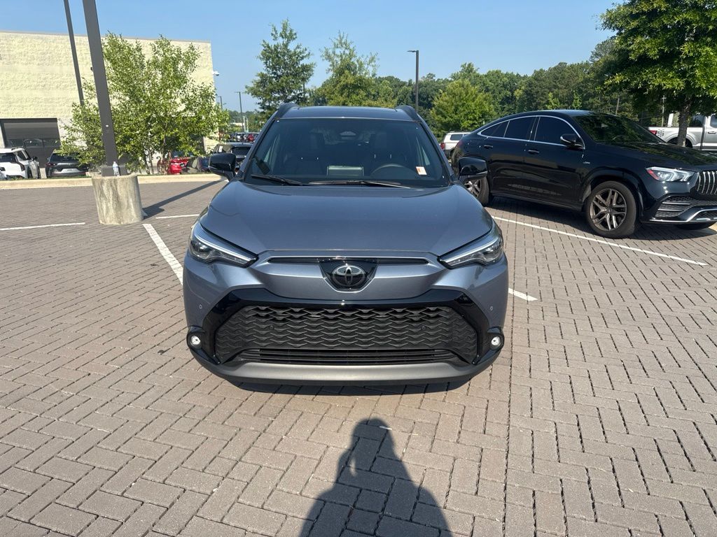 Used 2025  Toyota Hybrid XSE image 2
