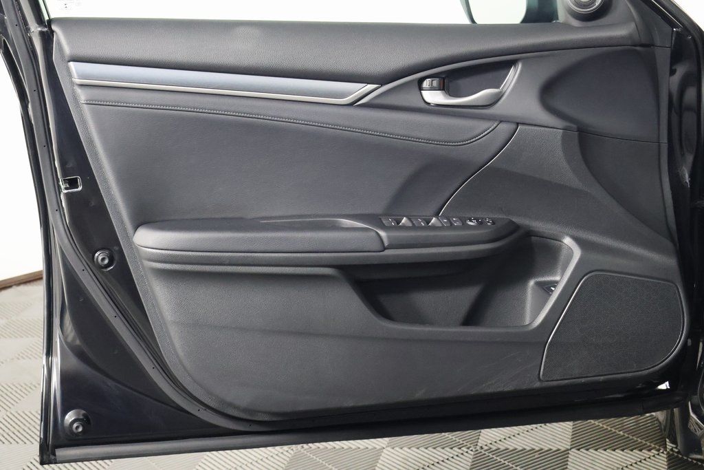 Thumbnail: 2017 Honda Civic - 12