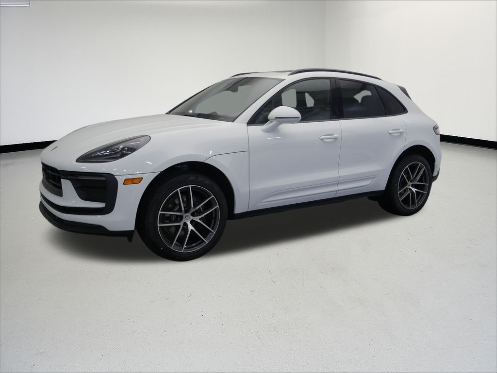 Thumbnail: 2026 Porsche Macan - 1