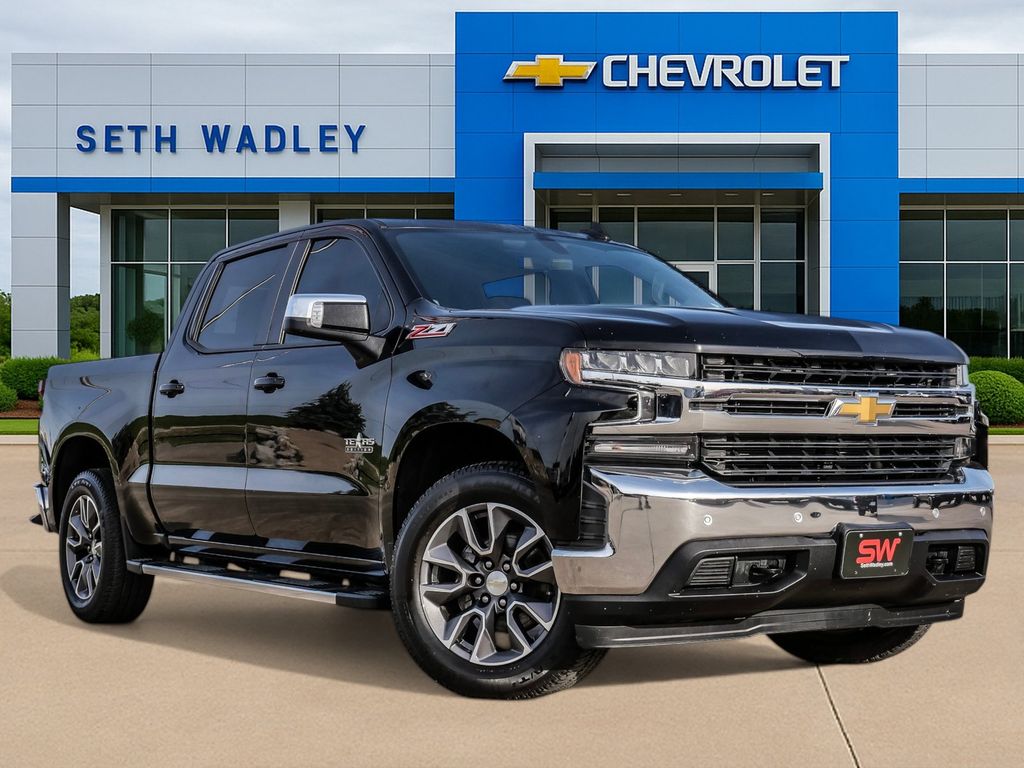 Black 2021 Chevrolet Silverado 1500 LT Crew Cab 4WD Pickup Truck Four-Wheel Drive 8-Speed Automatic