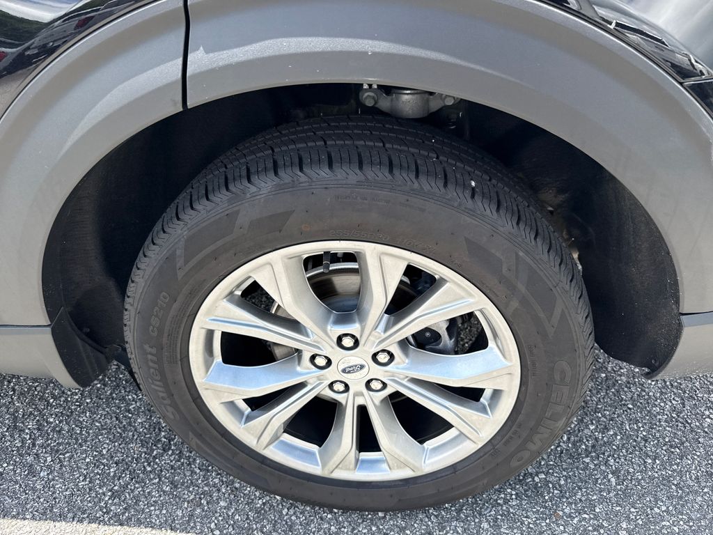 Used 2024 Ford Explorer SUV