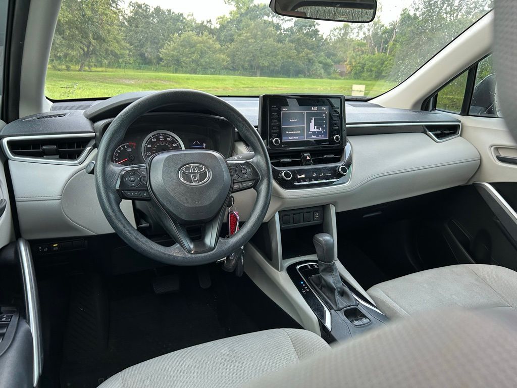Thumbnail: 2022 Toyota Corolla Cross - 12