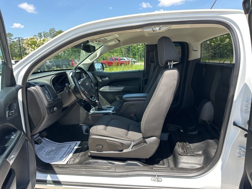 2022 Summit White Chevrolet Colorado LT RWD