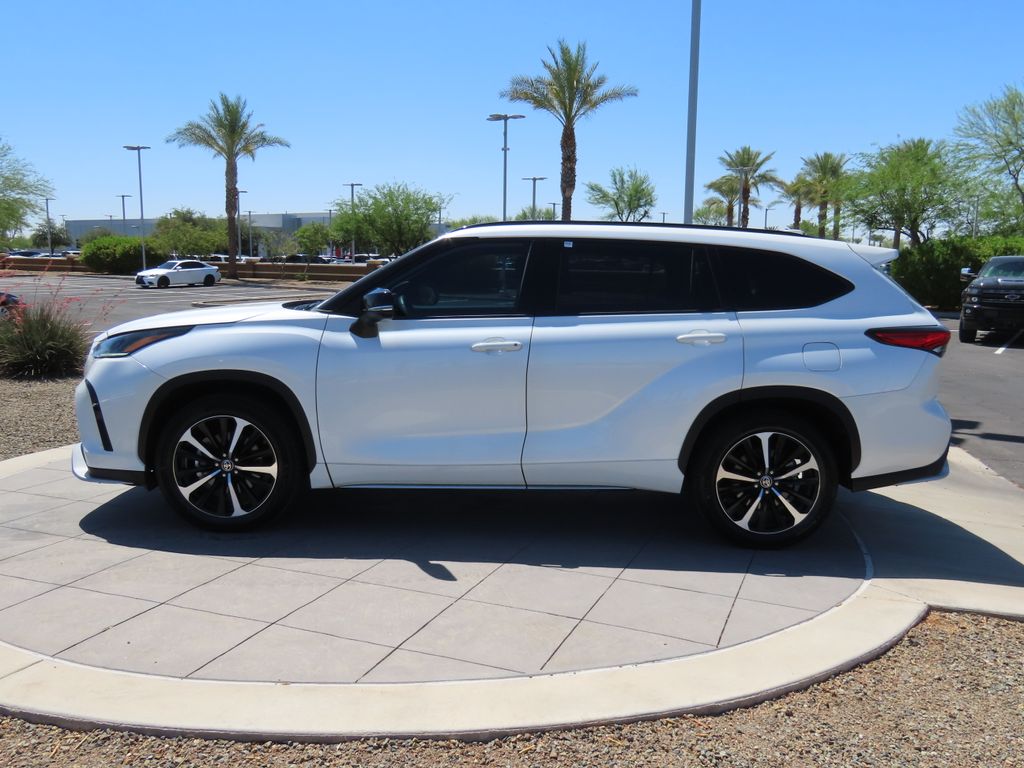 2021 Toyota Highlander XSE 8