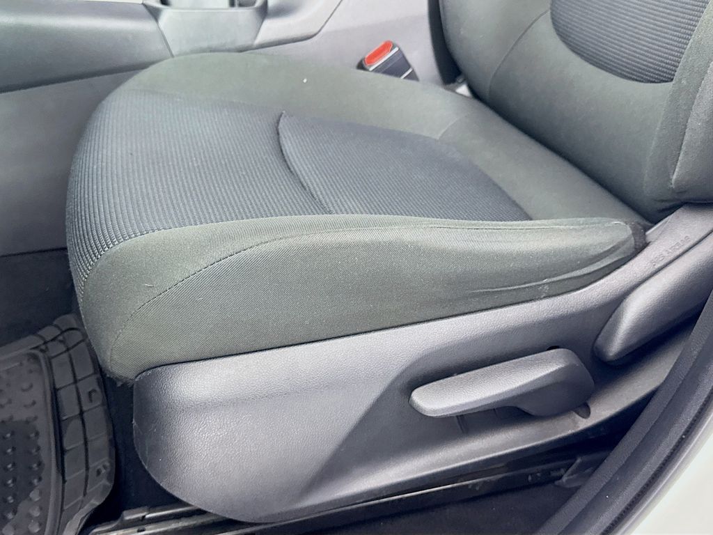 Used Car 2022 Toyota Rav4  Le For Sale Under $25,000 In Austin, Texas