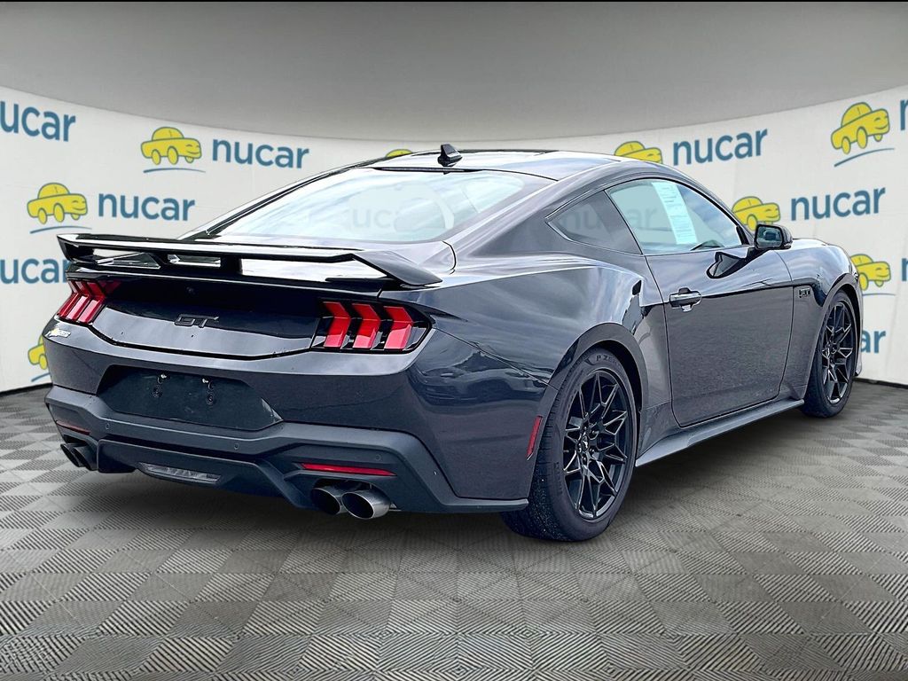 2024 Ford Mustang — photo 6