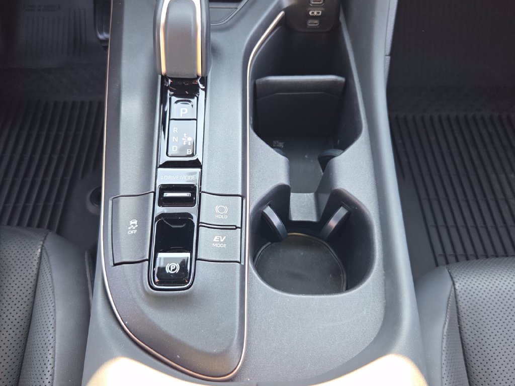 Used 2023 Toyota Crown Sedan
