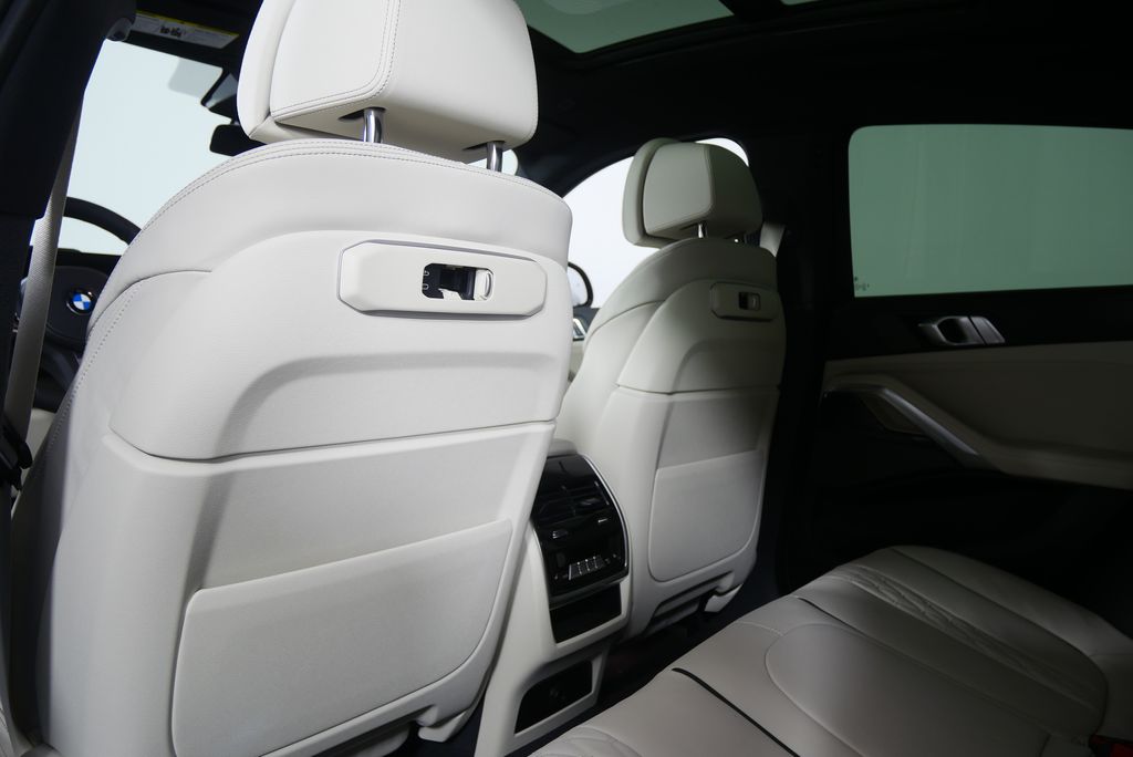 Thumbnail: 2026 BMW X6 - 18