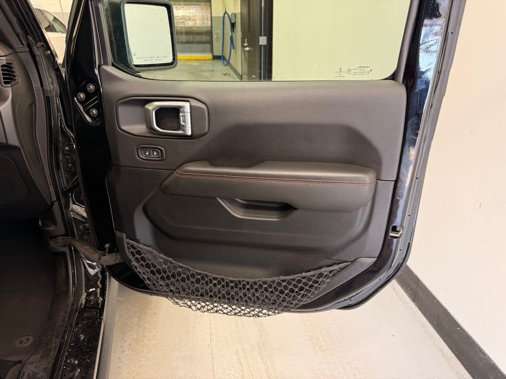2021 Jeep Wrangler Unlimited Rubicon 28