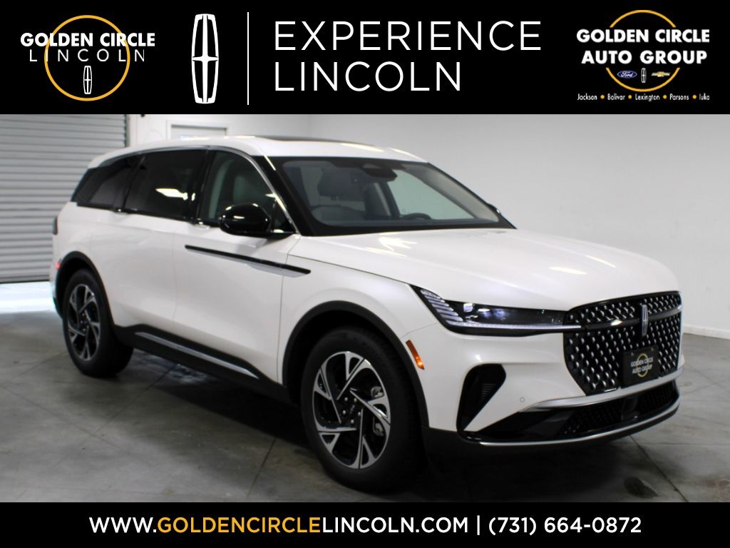 White Platinum Met TC 2026 Lincoln Nautilus SUV / Crossover All-Wheel Drive Continuously Variable Transmission