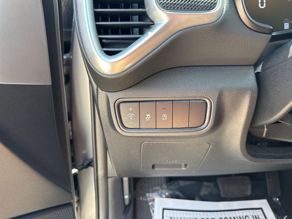 2023 Steel Gray Kia Soul LX FWD Hatchback