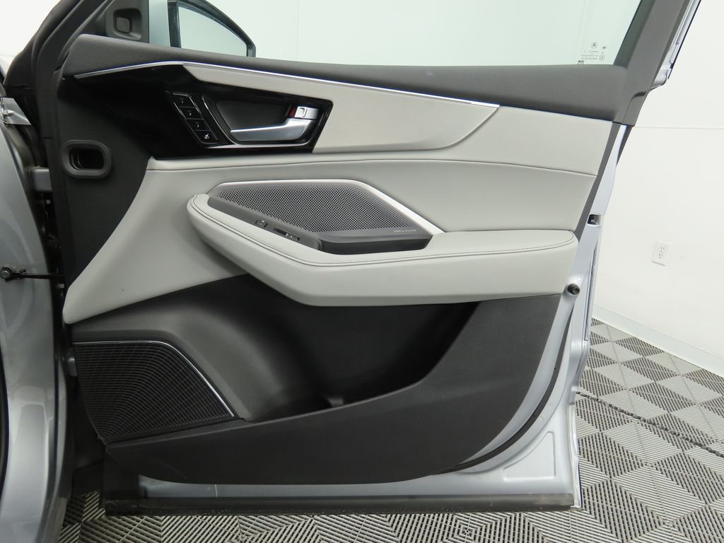 Thumbnail: 2025 Acura MDX - 27