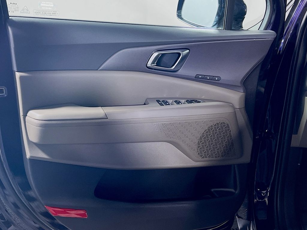 2025 Kia Carnival Hybrid EX