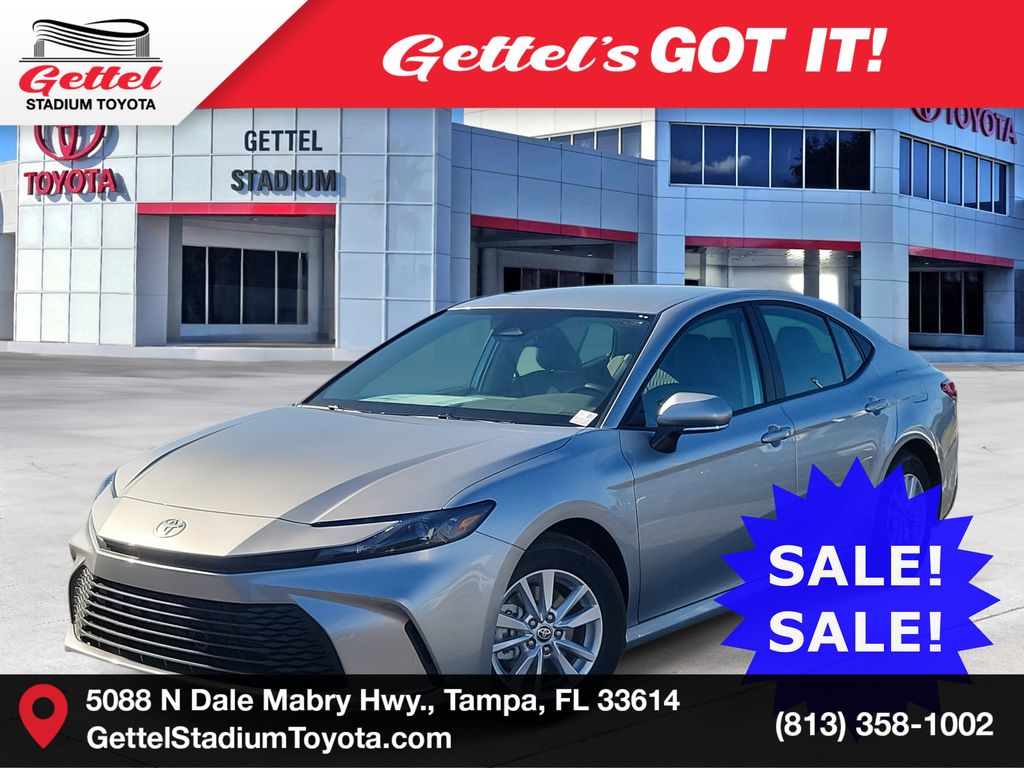 2026 Toyota Camry LE's photo