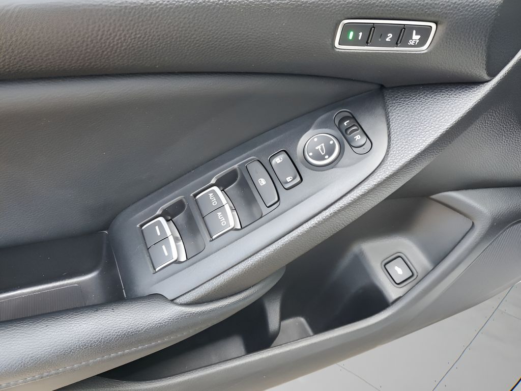 Used Car 2018 Honda Accord  Ex-l 2.0t For Sale Under $20,000 In Austin, Texas