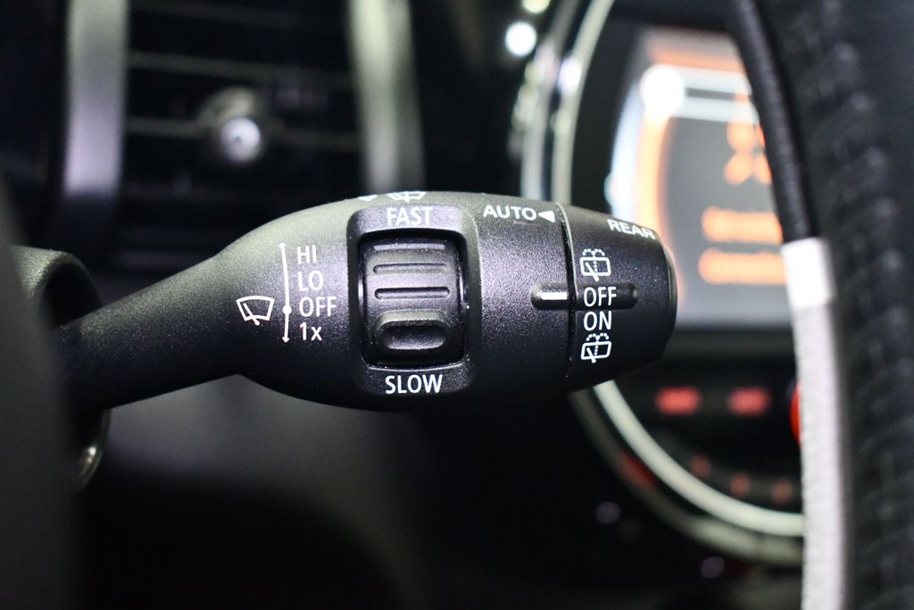 Thumbnail: 2017 MINI Cooper - 23