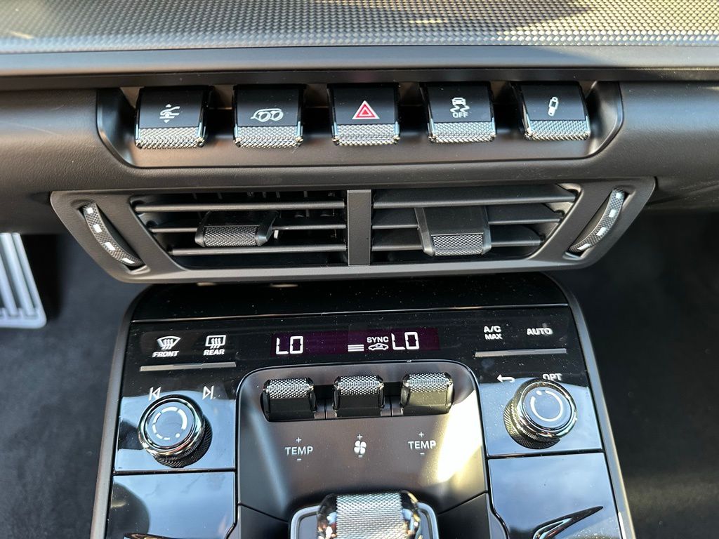 Thumbnail: 2026 Porsche 911 - 24