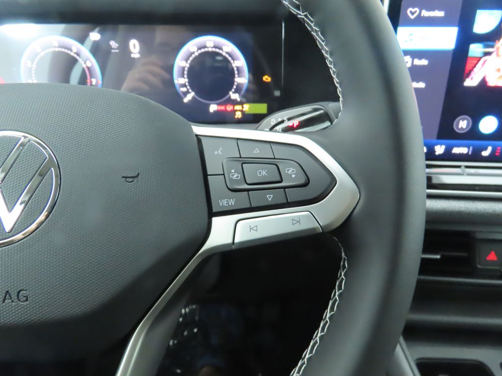 Thumbnail: 2026 Volkswagen Tiguan - 12