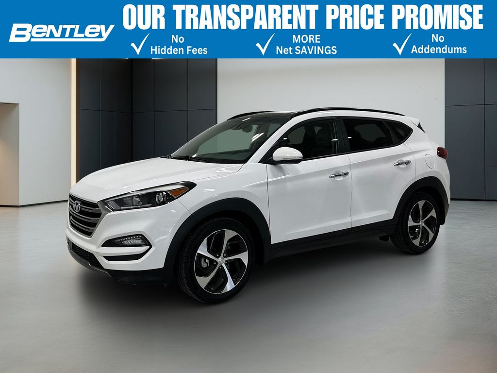 Winter White 2016 Hyundai Tucson SUV / Crossover Front-Wheel Drive 7-Speed Automatic