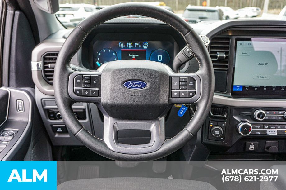 Used 2025 Gray Ford XLT image 28