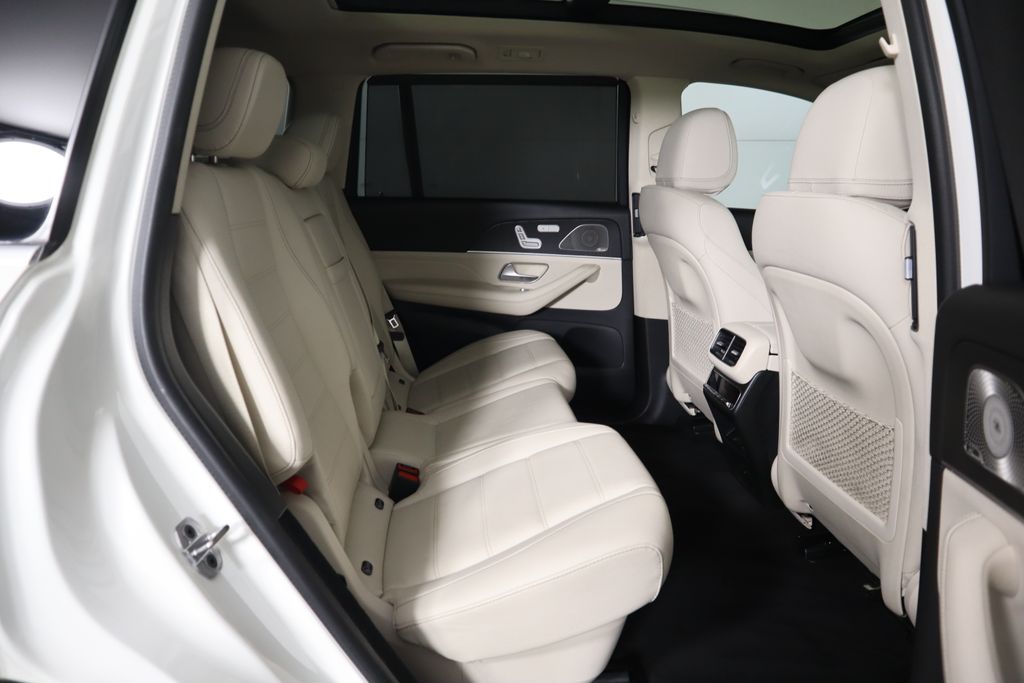 2021 Mercedes-Benz GLS 450 4MATIC 23