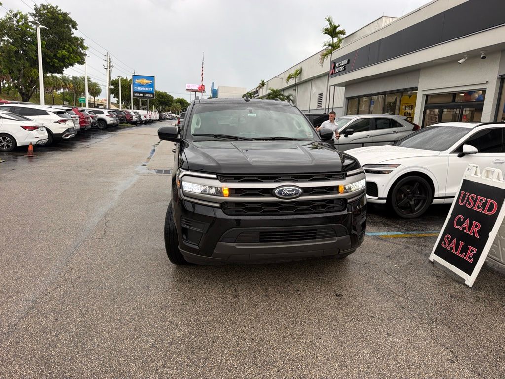 Used 2024 Black Metallic Ford XLT image 6