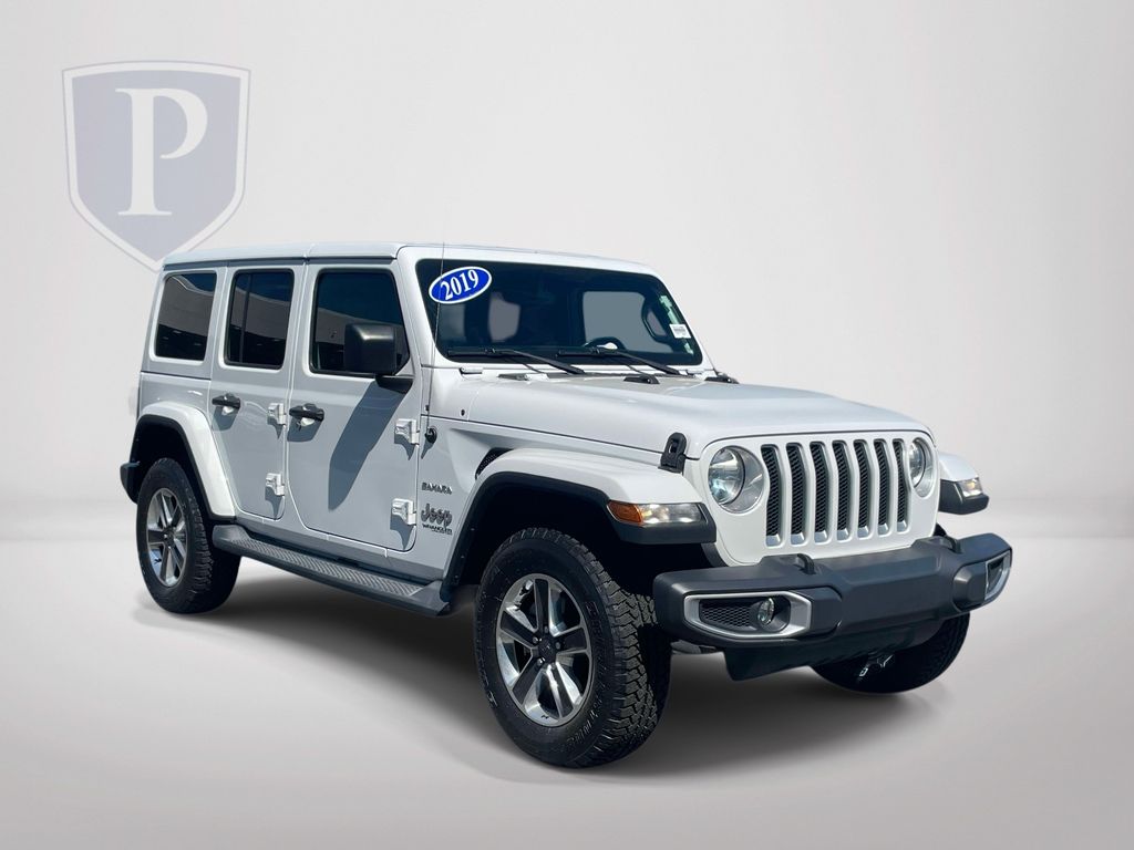 Bright White Clearcoat 2019 Jeep Wrangler Unlimited Sahara 4WD SUV / Crossover Four-Wheel Drive 8-Speed Automatic