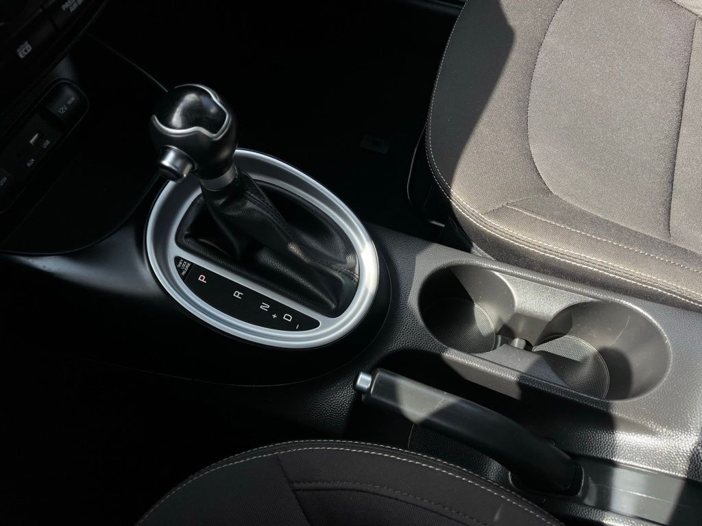 Thumbnail: 2016 Kia Soul - 19