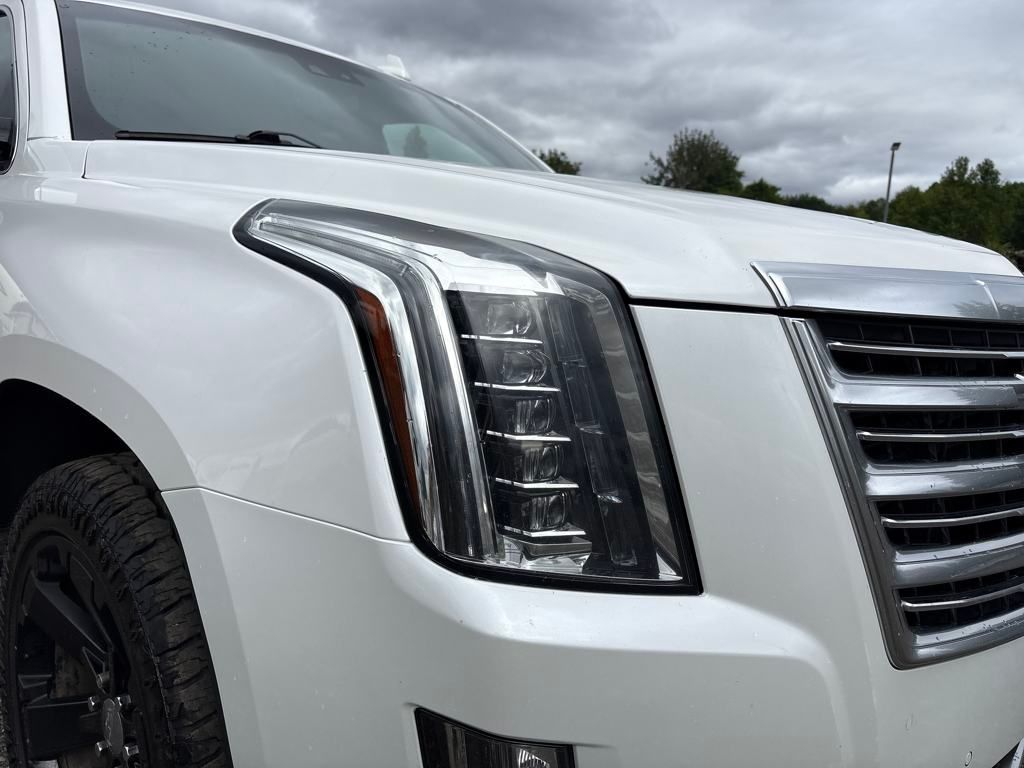 2019 Crystal White Tricoat Cadillac Escalade Platinum Edition 4X4 SUV