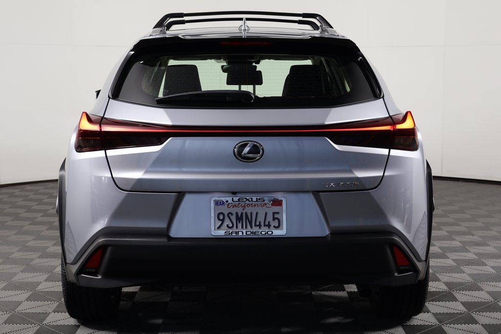 Thumbnail: 2025 Lexus UX - 5