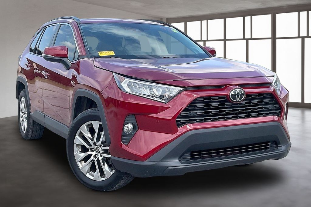 Used 2020 Toyota RAV4 SUV