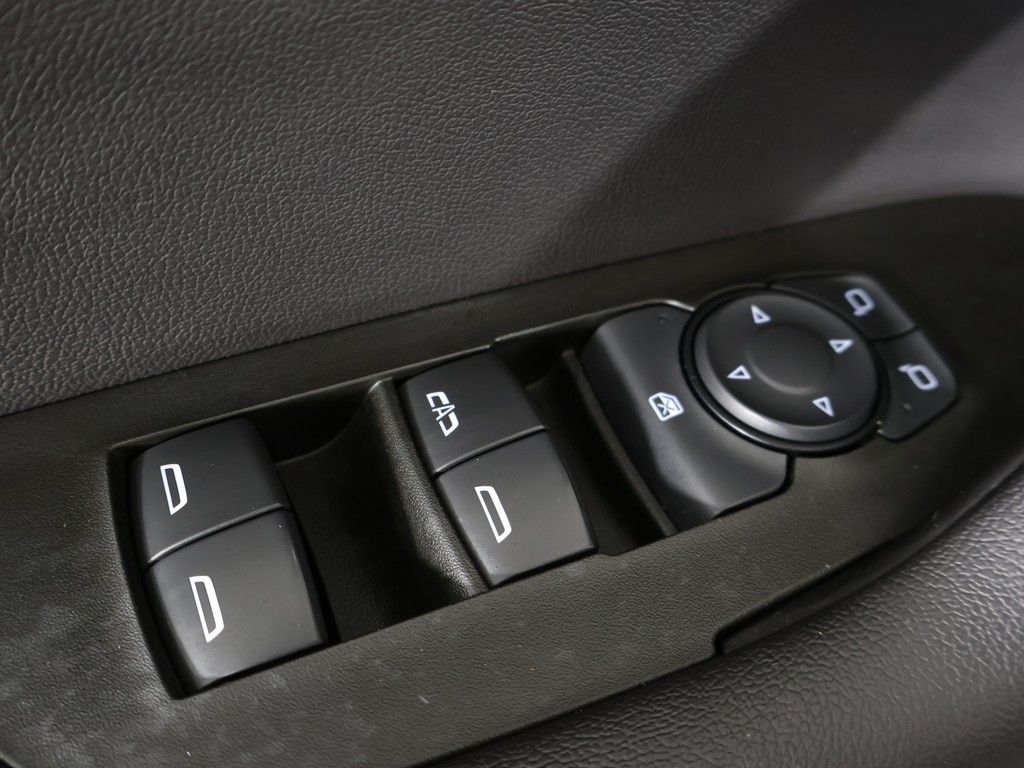 Used 2021 Gray Chevrolet LT image 39