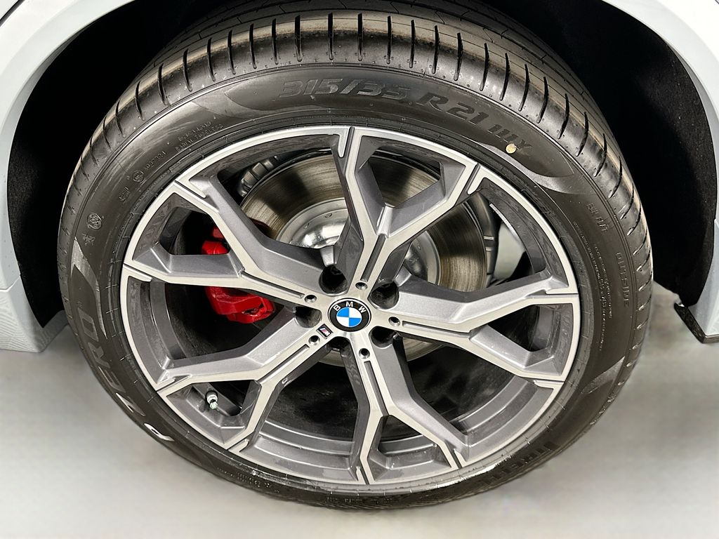 Thumbnail: 2026 BMW X5 - 23