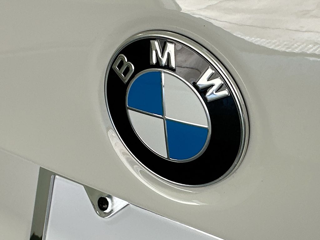 Thumbnail: 2026 BMW 3 Series - 22